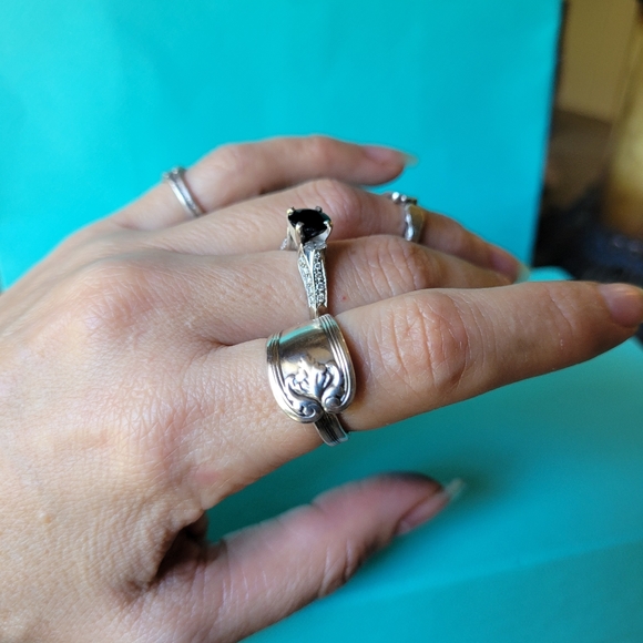 1895 Tiffany & Company Colonial Ivy Spoon Ring in Sterling Silver #93 - Picture 4 of 12